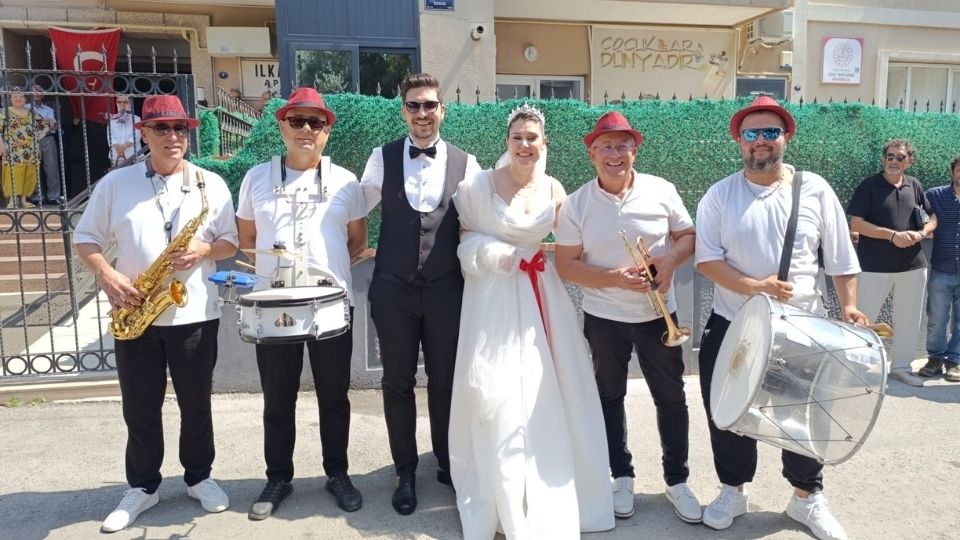 Çiğli Bando Takımı, Bando Takımı Çiğli, Çiğli Bando Takımı Kiralama, Çiğli Gelin Alma Bandosu, Çiğli Bando Ekibi, Çiğli Bando Kiralama