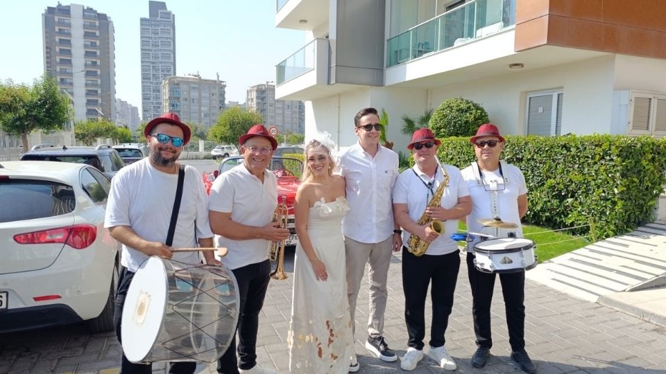 Menemen Bando Takımı, Bando Takımı Menemen, Menemen Bando Takımı Kiralama, Menemen Gelin Alma Bandosu, Menemen Bando Ekibi, Menemen Bando Kiralama